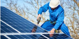 Installation Maintenance Panneaux Solaires Photovoltaïques à Marignana